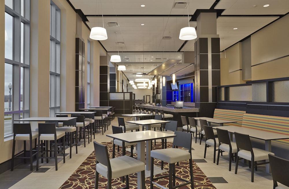 Doubletree By Hilton Lawrenceburg Otel Dış mekan fotoğraf